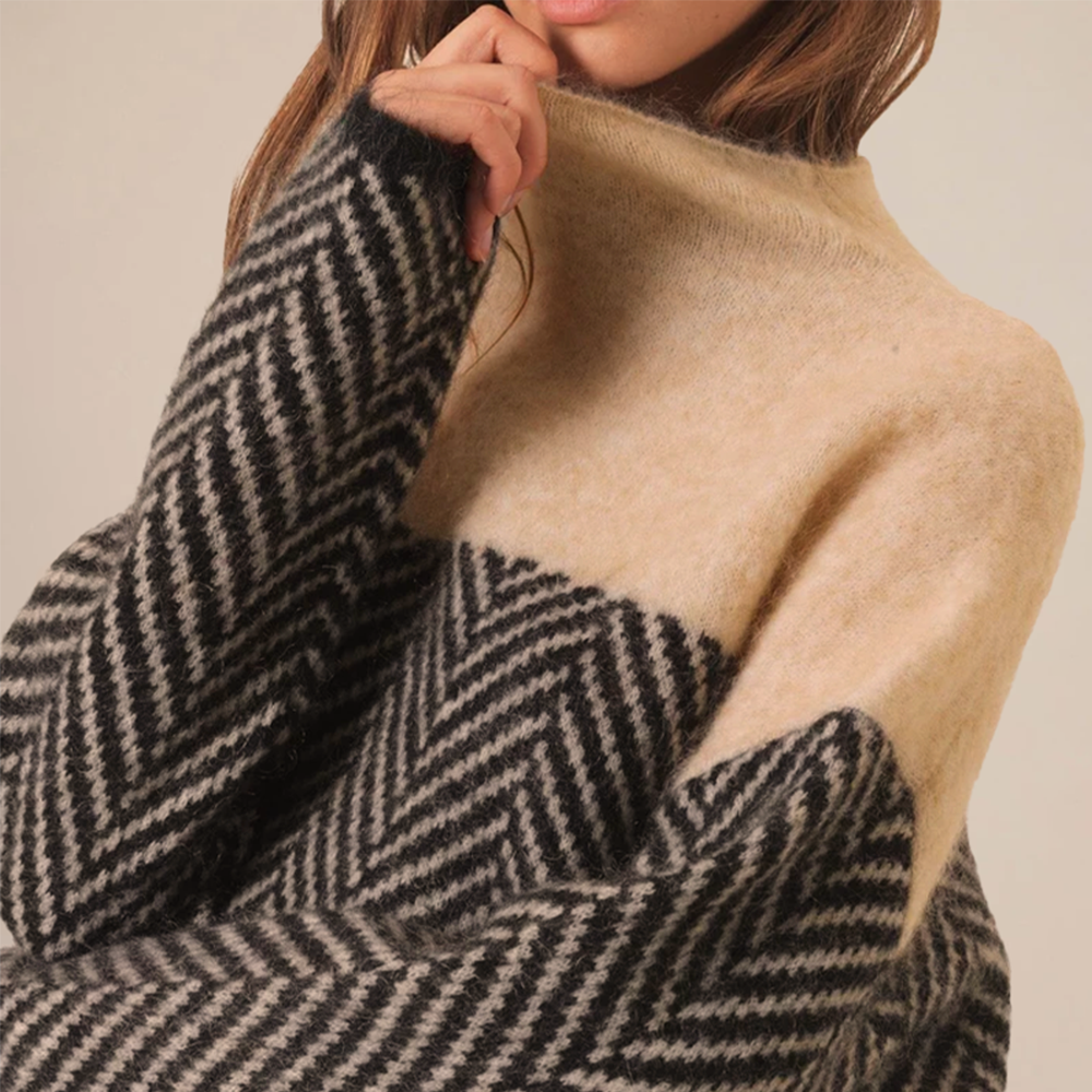 ARIA COTTON SWEATER